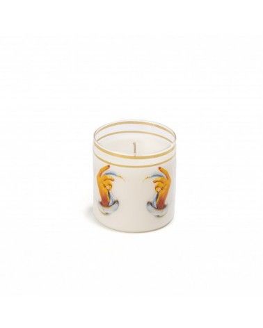 Glass candle Toiletpaper Hands with snakes